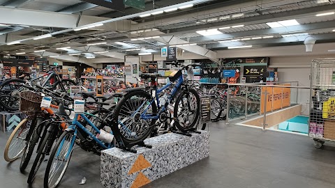 Halfords - Warrington