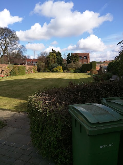 Grosvenor Recreation & Bowling Club