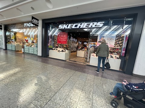 SKECHERS Retail