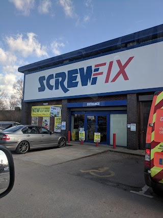 Screwfix Wigan - Saddle Junction