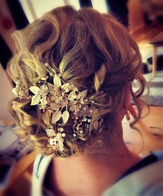 Bridal hair by Dani