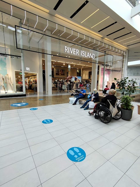 River Island