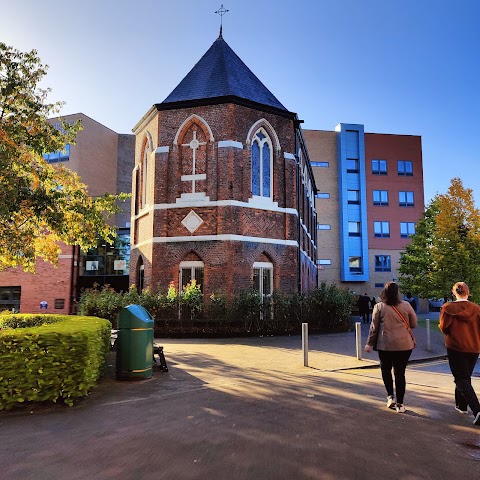 Loreto College