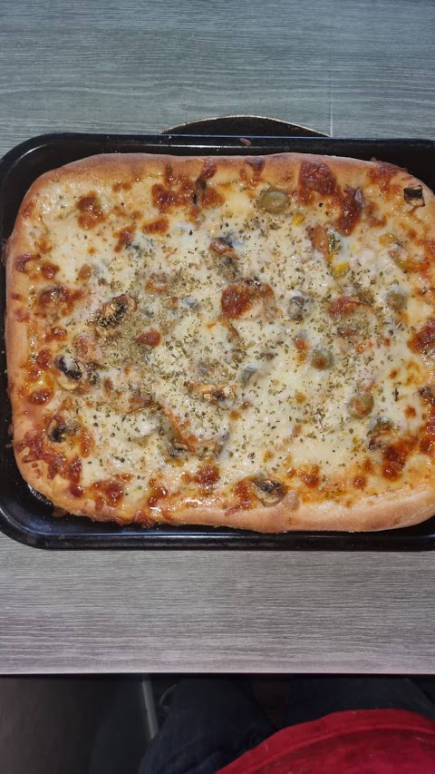 Cha-Cha Pizza