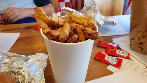 Five Guys Glasgow Fort