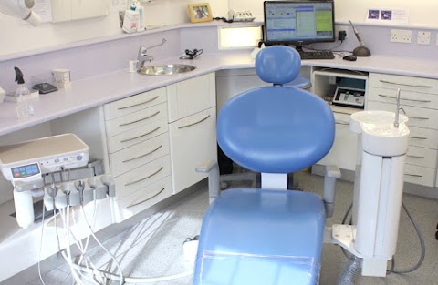 Banstead Dental Care: Family and Dental Implant Centre