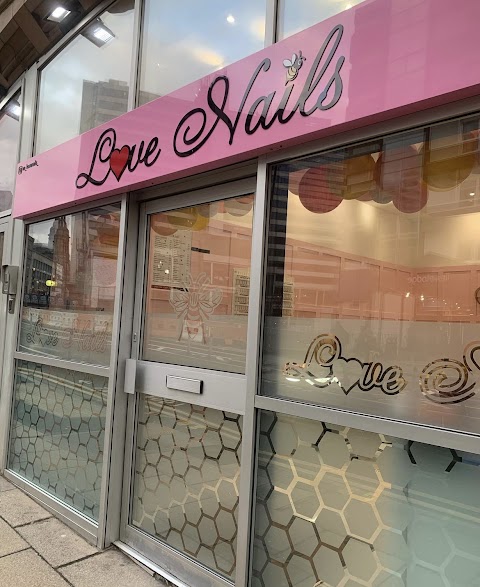 Love nails Manchester