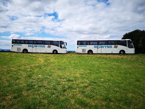 Selwyns Travel | Coach Hire
