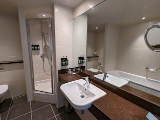 Crowne Plaza London - Ealing, an IHG Hotel