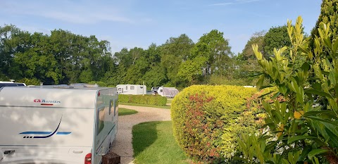 Lamb Cottage Caravan Park