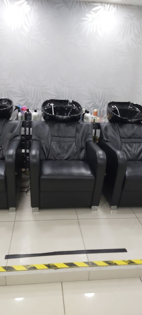 Deviv Hair and Beauty Salon Bradford
