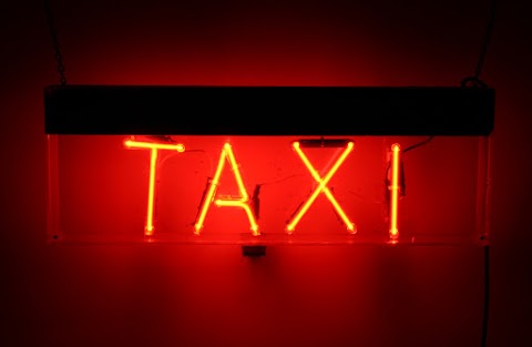 Cheap Taxis & MiniCabs Northolt