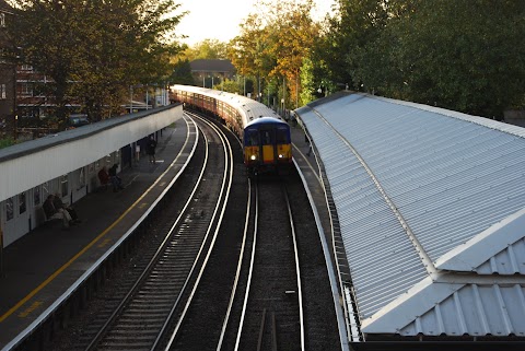 Mortlake Garage