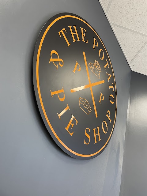 The potato and pie shop