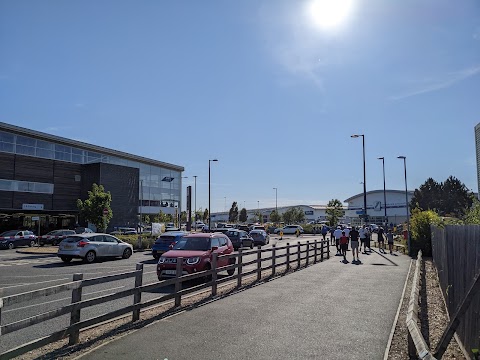 Formula One Autocentres - Portsmouth