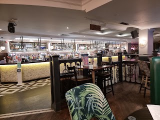 Slug & Lettuce - Bedford