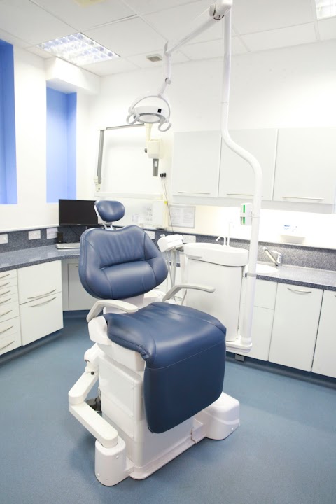 Moor Park Specialist Dental Centre