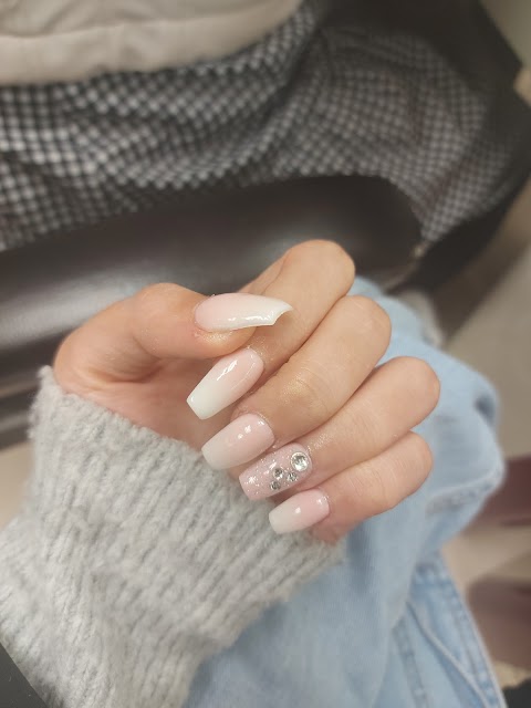 Long Nails