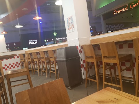 Five Guys Cardiff The Red Dragon Centre