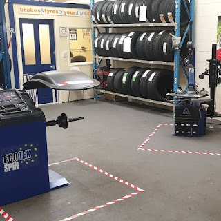 Brakes and Tyres On Your Drive Ltd