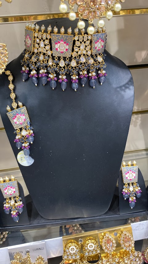 Aviraj fashion jewellery