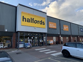 Halfords - Fareham