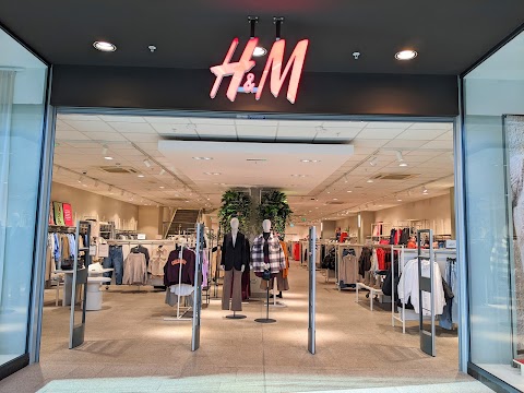 H&M