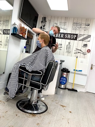 Outlaws Barbershop Tetbury