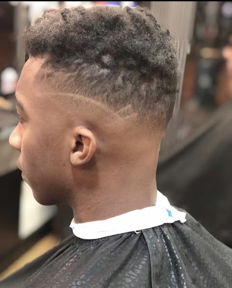 Elegant cutz