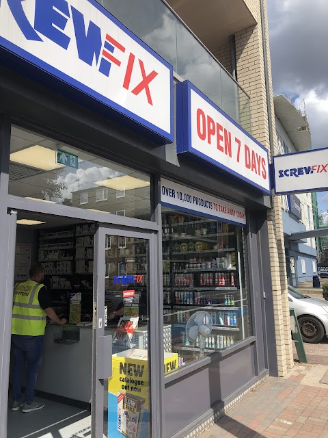 Screwfix Battersea