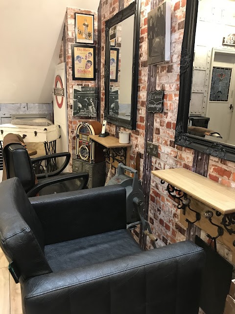 Vintage62 Unisex Hair Salon