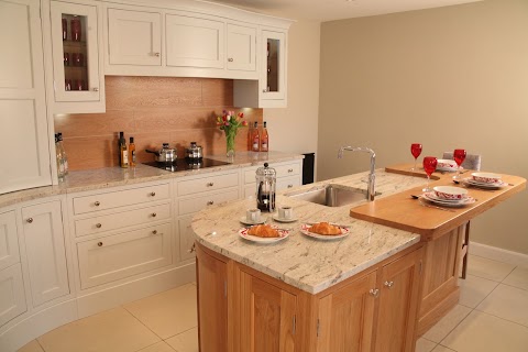 Cardy Kitchens & Bedrooms