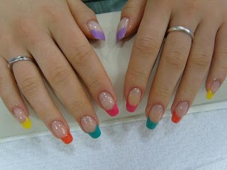 J & S Nail & Spa