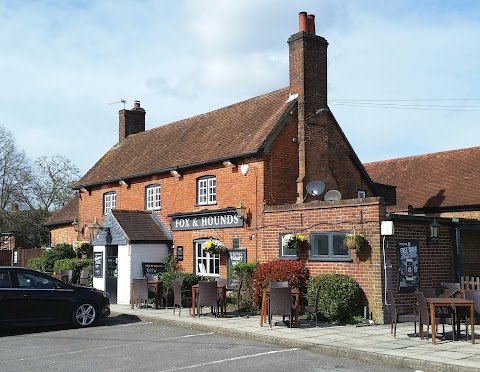 Fox & Hounds