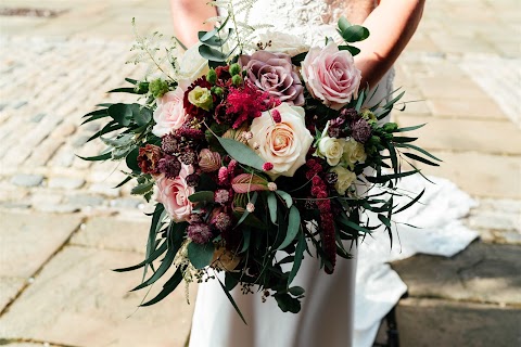 Petals & Posies Wedding and Events Florist