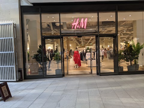 H&M