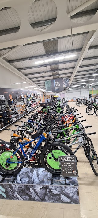 Halfords - Crystal Peaks (Waterthorpe)