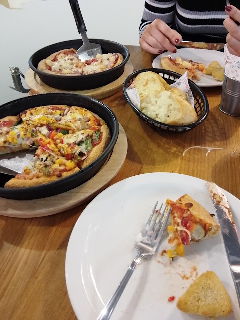 Pizza Hut