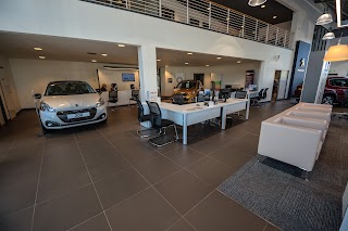 Swansway Chester Peugeot Service