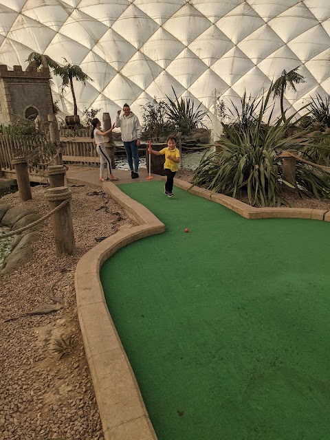 Adventure Golf Island