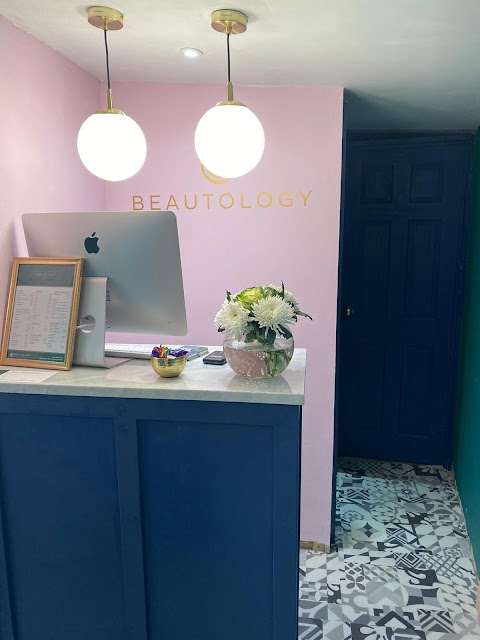 Salon Social Beauty & Aesthetics Clinic