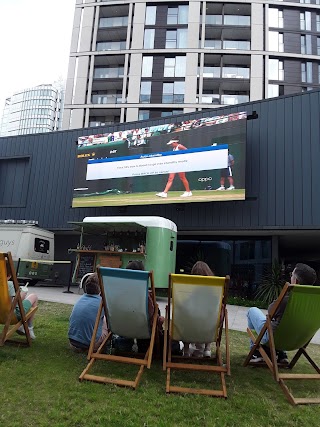 Merchant Square Big Screen