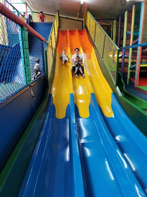 Kidzworld Adventure Play