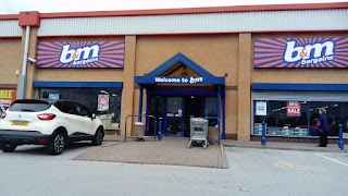 B&M Store