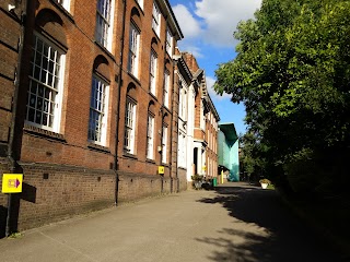 Parliament Hill School