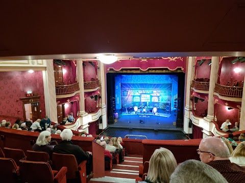 New Theatre