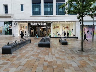 River Island