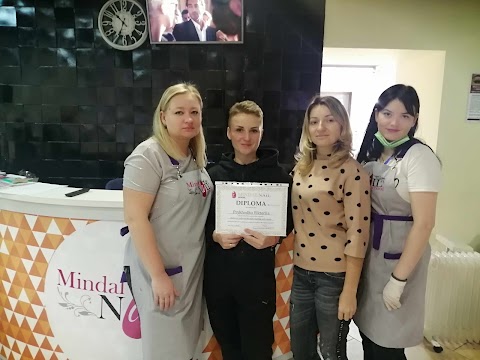 Школа маникюра "Mindal nails"