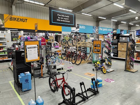 Halfords - Northwich