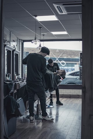 M & R Barbers